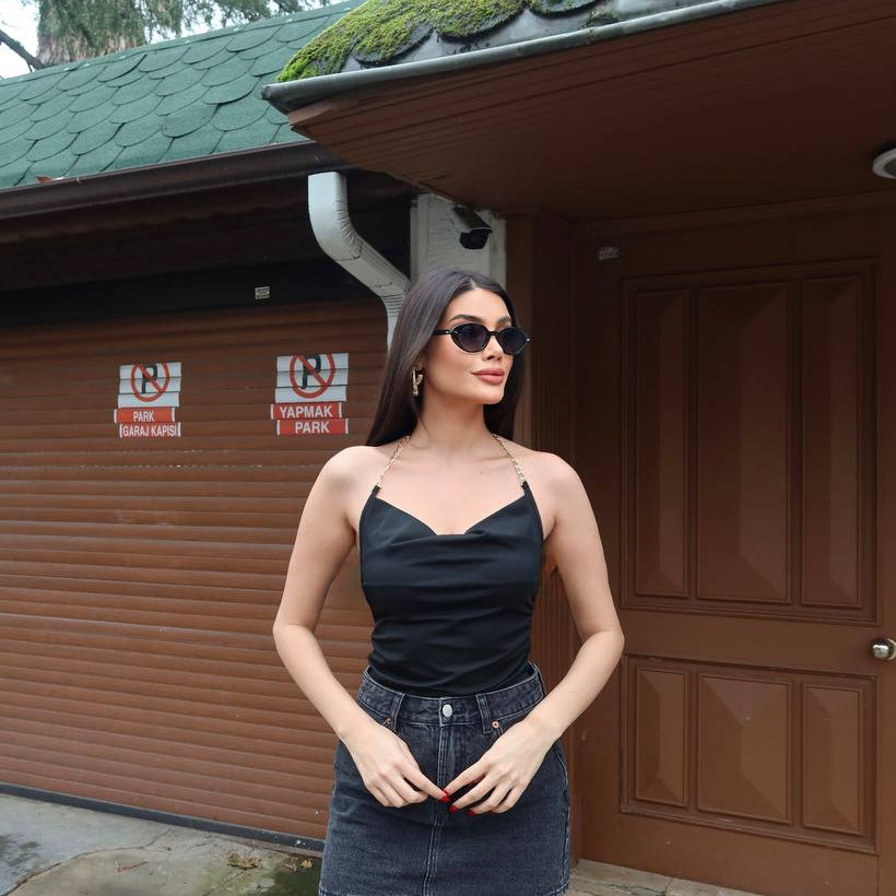 Luxury Chain Top